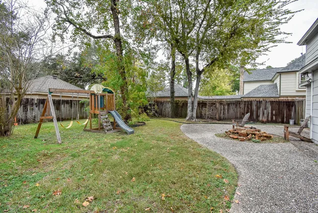 $2,700 | 1814 Corral Drive, Houston, TX 77090