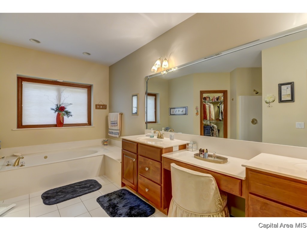 2504 Muirfield Road Springfield, IL 62711 - Photo 22 of 32
