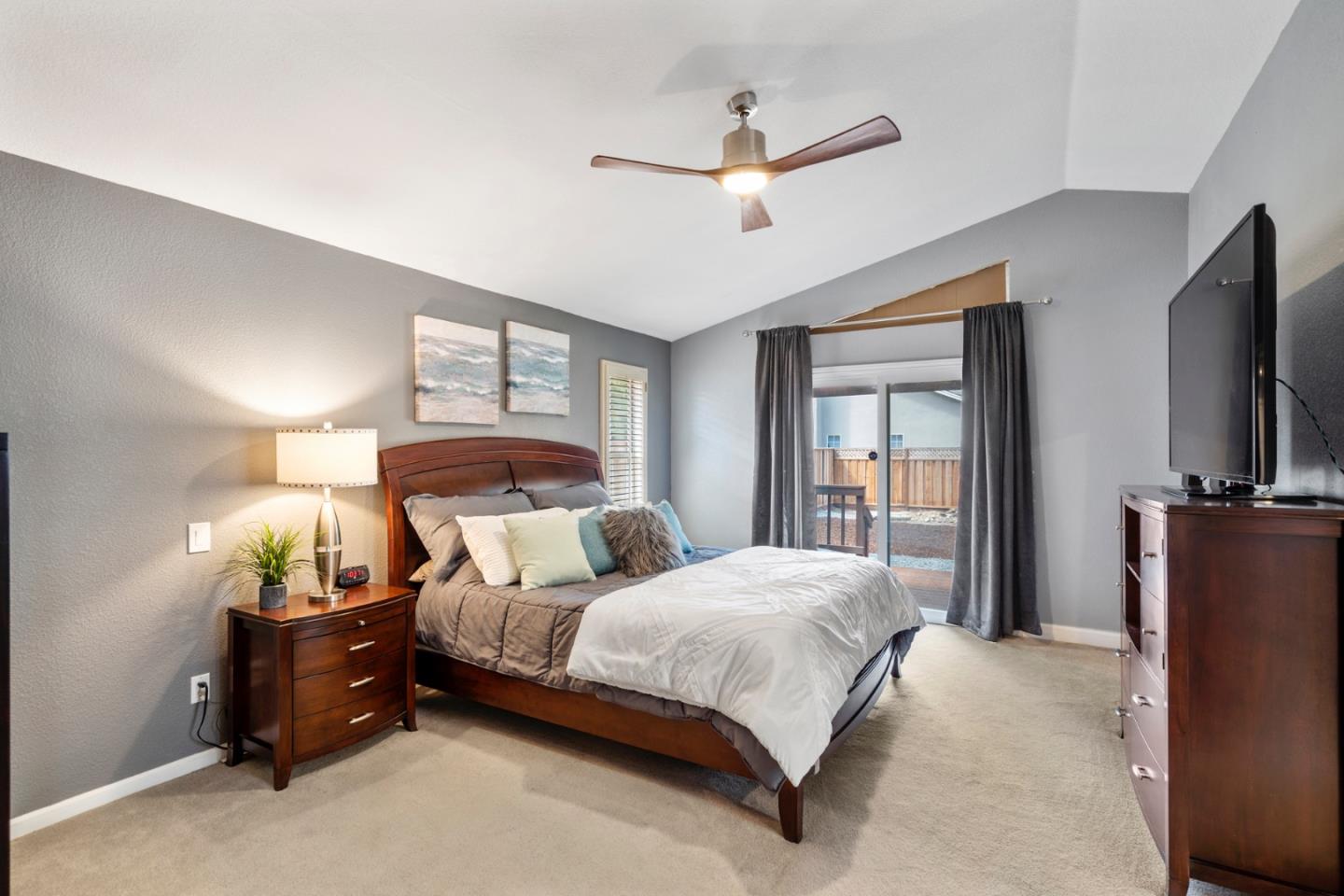 17385 Walnut Grove Drive Morgan Hill, CA 95037 - Photo 12 of 34