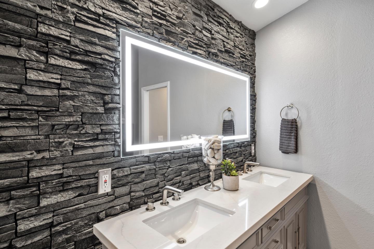 17385 Walnut Grove Drive Morgan Hill, CA 95037 - Photo 15 of 34