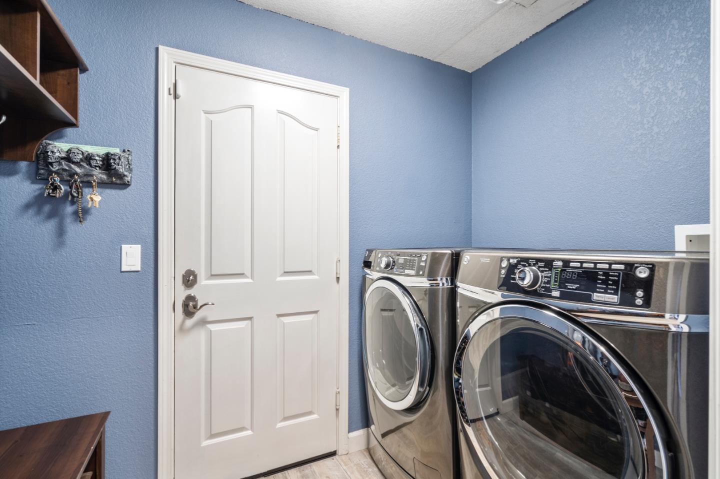 17385 Walnut Grove Drive Morgan Hill, CA 95037 - Photo 26 of 34