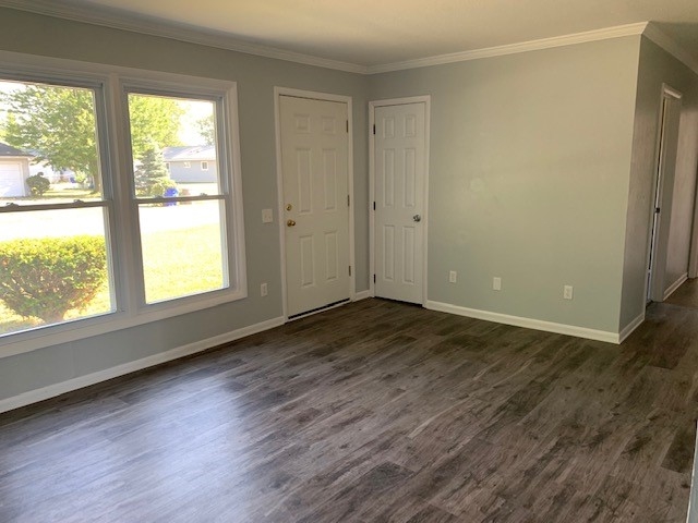 213 Park Lane Butler, IN 46721 - Photo 3 of 9
