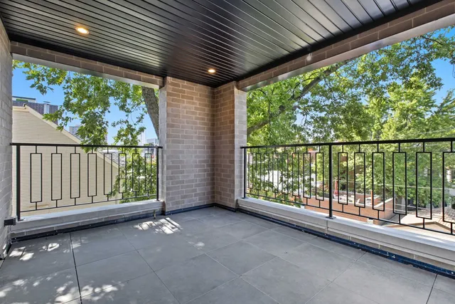 $1,849,000 | 1646 North Orchard Street, Unit PHS, Chicago, IL 60614