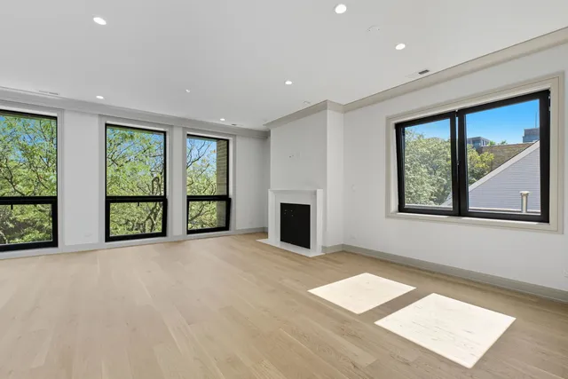 $1,849,000 | 1646 North Orchard Street, Unit PHS, Chicago, IL 60614