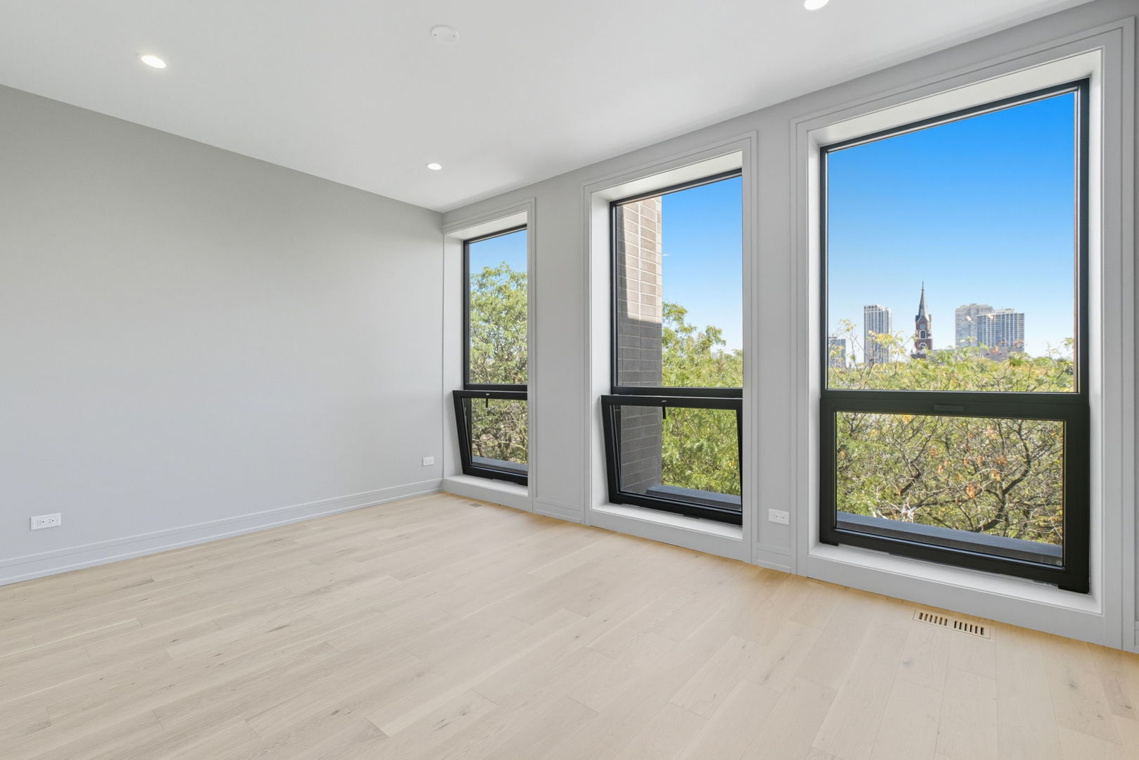 1646 North Orchard Street, Unit PHS Chicago, IL 60614 - Photo 26 of 33