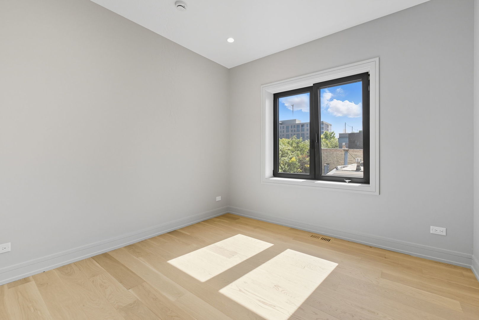 1646 North Orchard Street, Unit PHS Chicago, IL 60614 - Photo 28 of 33