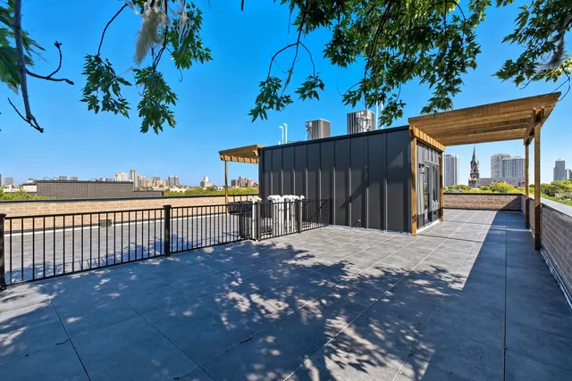 $1,849,000 | 1646 North Orchard Street, Unit PHS, Chicago, IL 60614