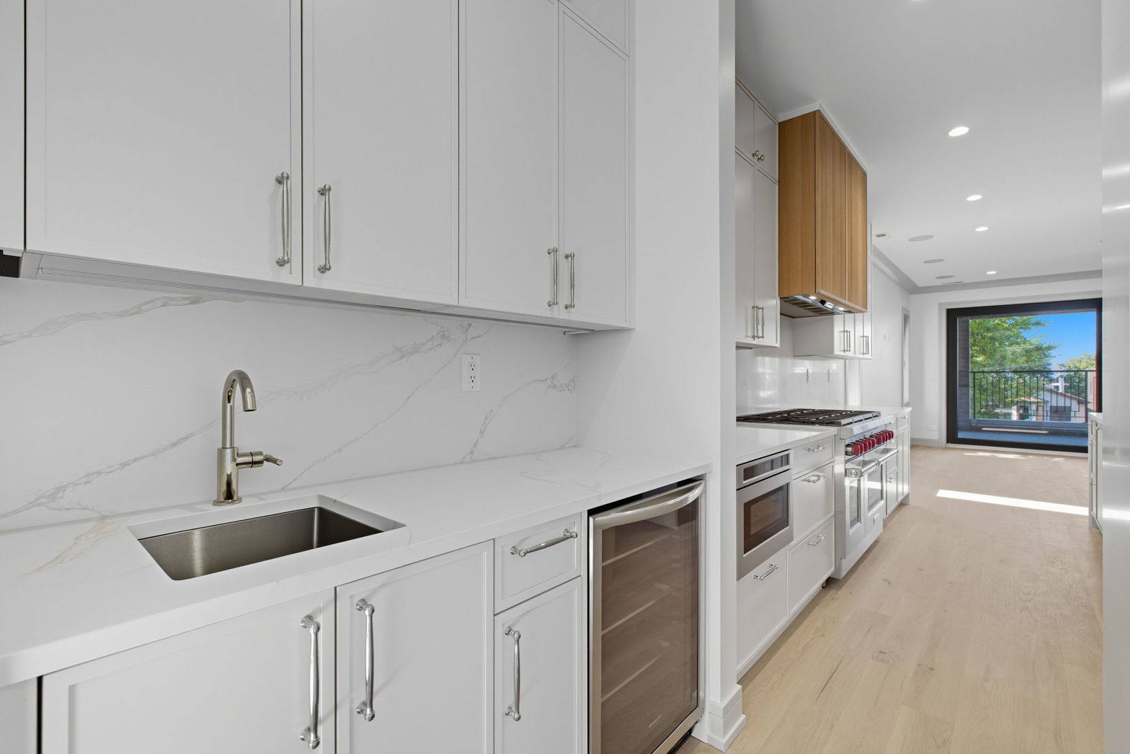 1646 North Orchard Street, Unit PHS Chicago, IL 60614 - Photo 4 of 33