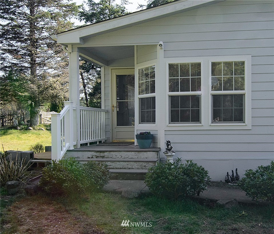 161 Southeast Ashley Road Shelton, WA 98584 - Photo 2 of 34 Gallery Image 2