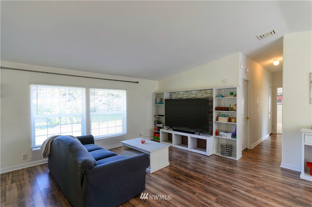 161 Southeast Ashley Road Shelton, WA 98584 - Photo 11 of 34 Gallery Image 11