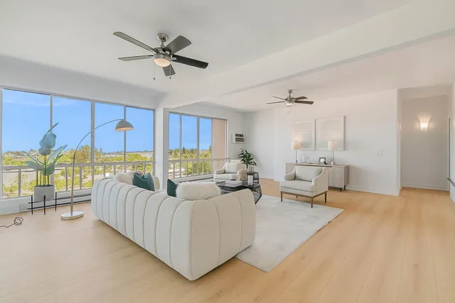 $889,000 | 1700 Civic Center Drive, Unit 707, Santa Clara, CA 95050