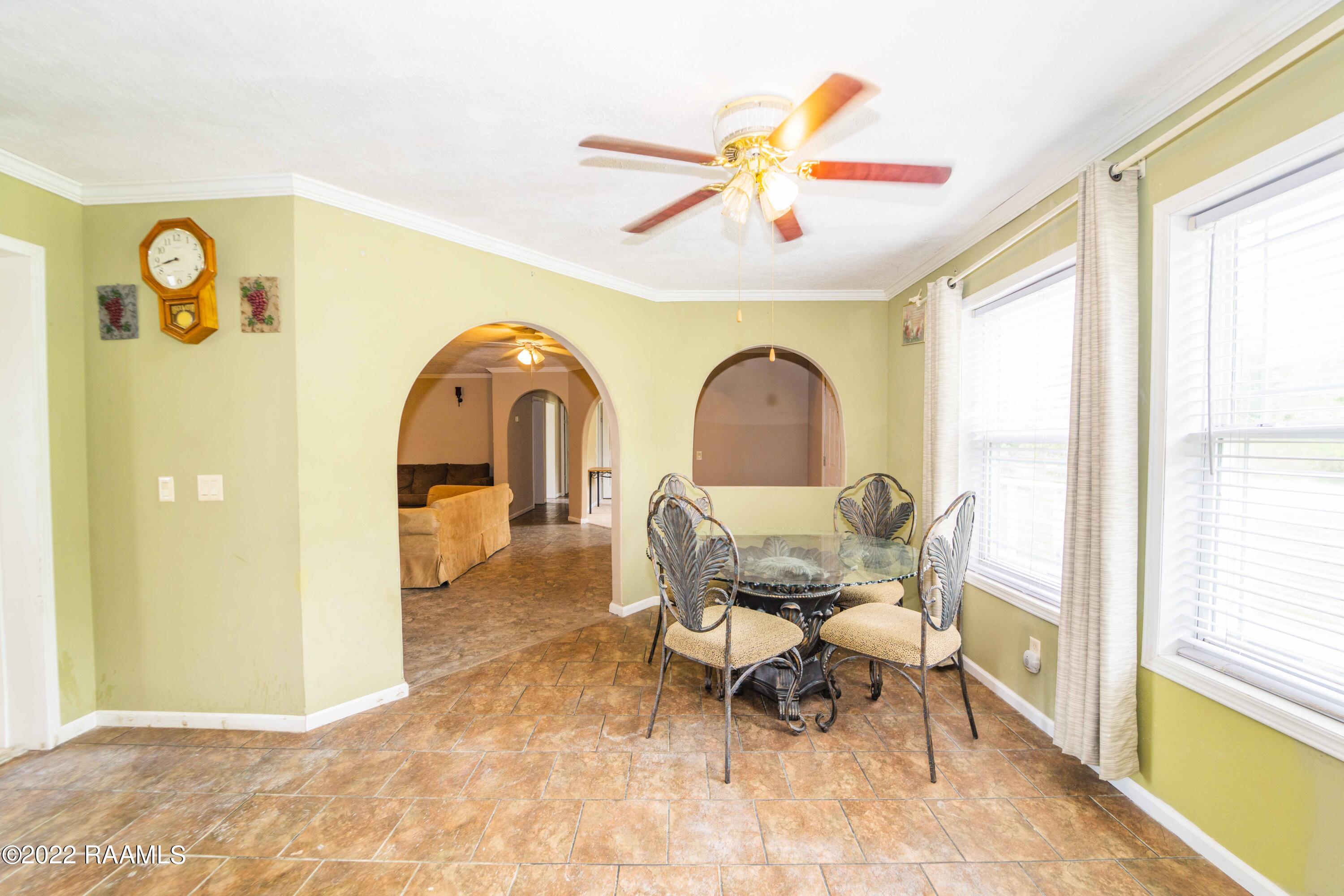 599 Frilot Cove Road Opelousas, LA 70570 - Photo 8 of 24 Breakfast