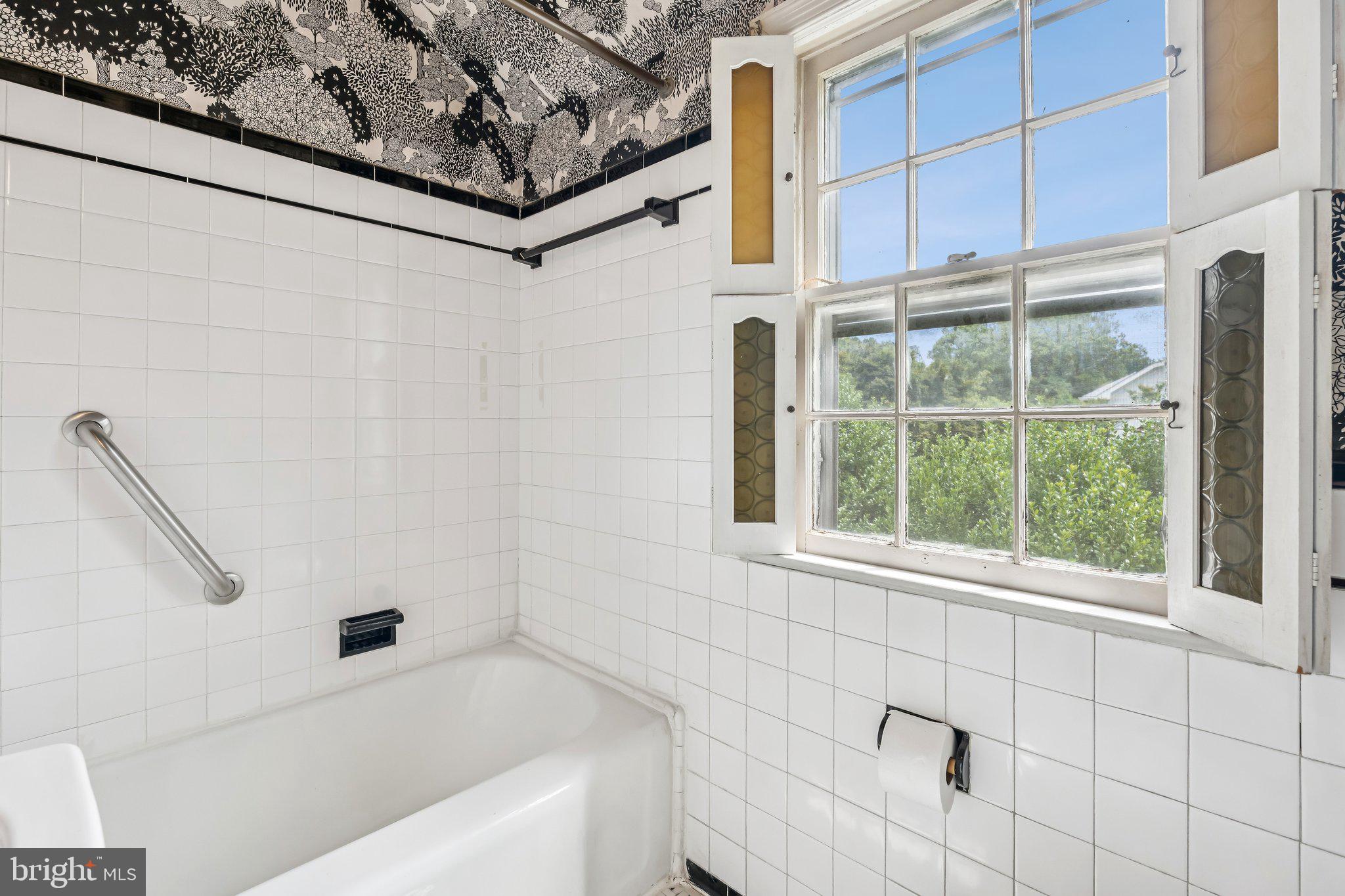 7201 Chestnut Street Chevy Chase, MD 20815 - Photo 17 of 34