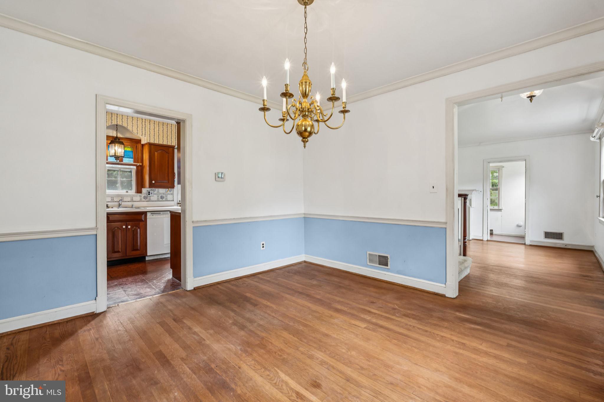 7201 Chestnut Street Chevy Chase, MD 20815 - Photo 7 of 34