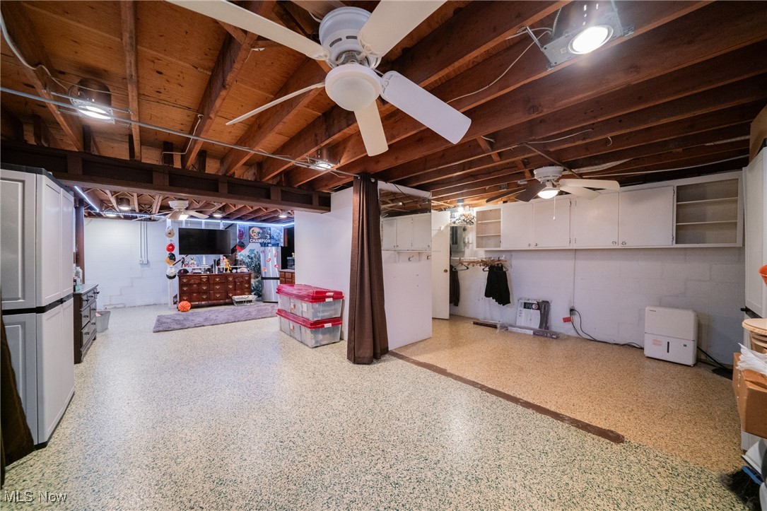 436 High Meadow Road Amherst, OH 44001 - Photo 28 of 35 Gallery Image 28