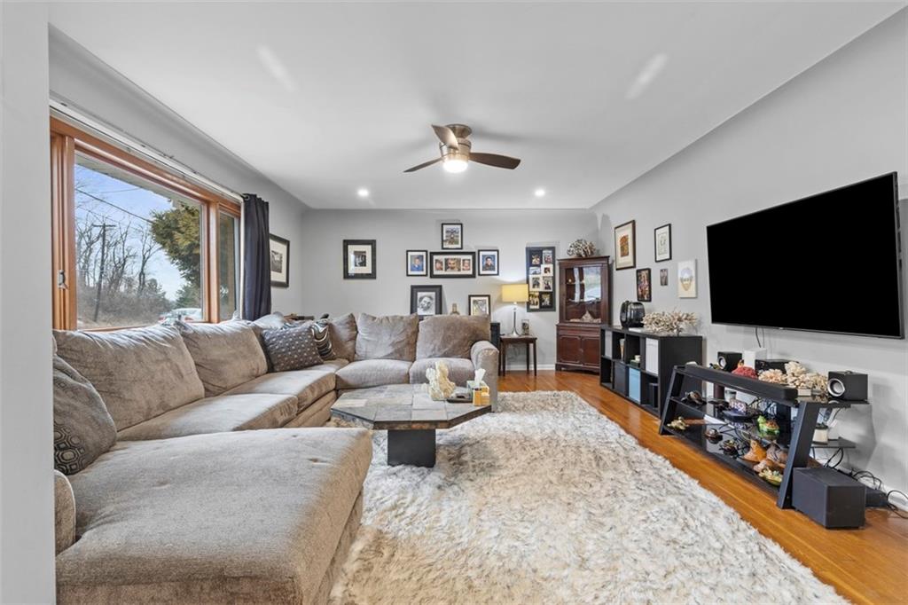 3214 Brodhead Road Aliquippa, PA 15001 - Photo 4 of 38 Gallery Image 4
