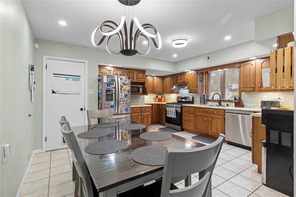 3214 Brodhead Road Aliquippa, PA 15001 - Photo 7 of 38 Gallery Image 7