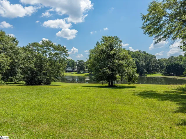 $244,900 | 361 Split Oak Lane, Inman, SC 29349