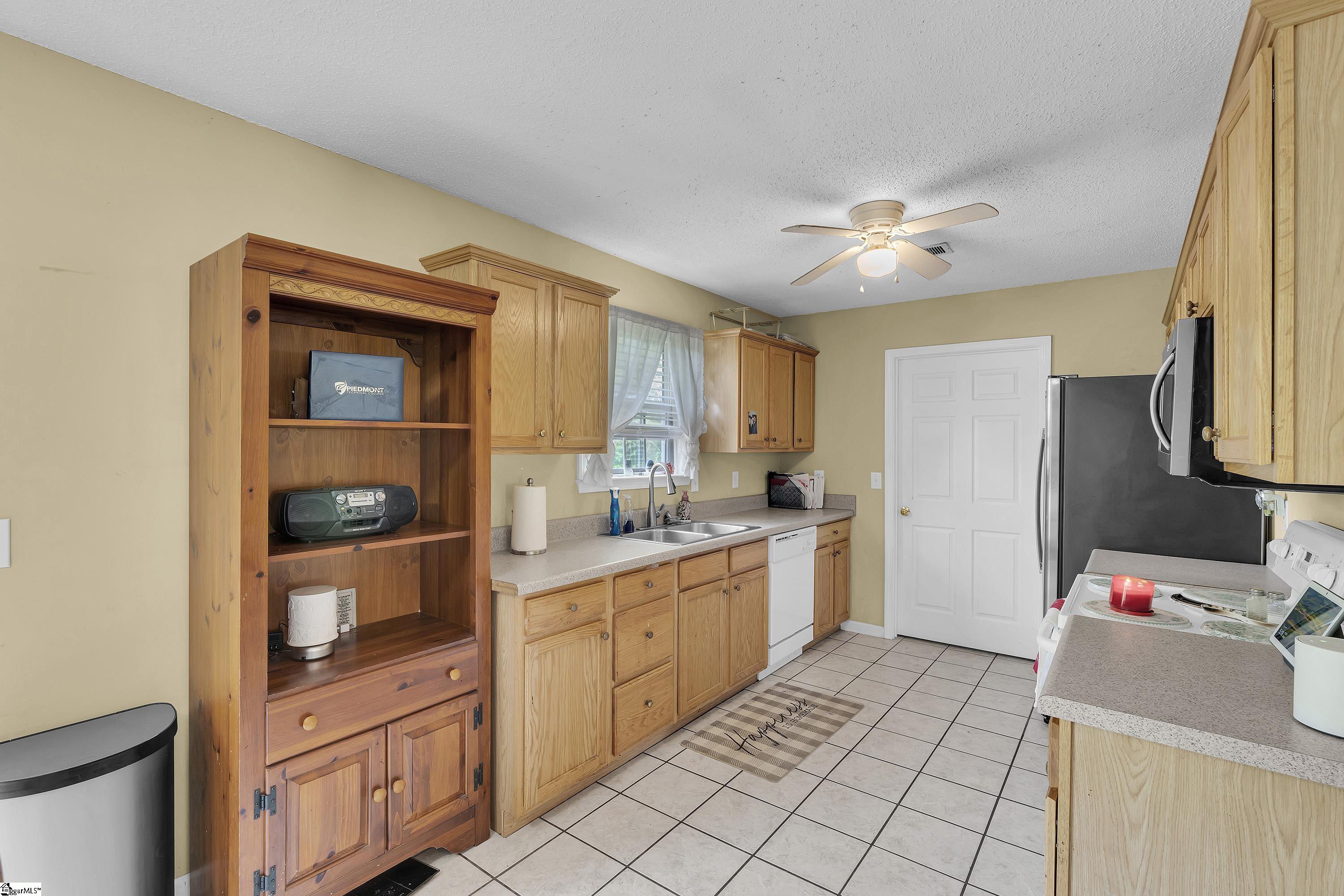 361 Split Oak Lane Inman, SC 29349 - Photo 5 of 27