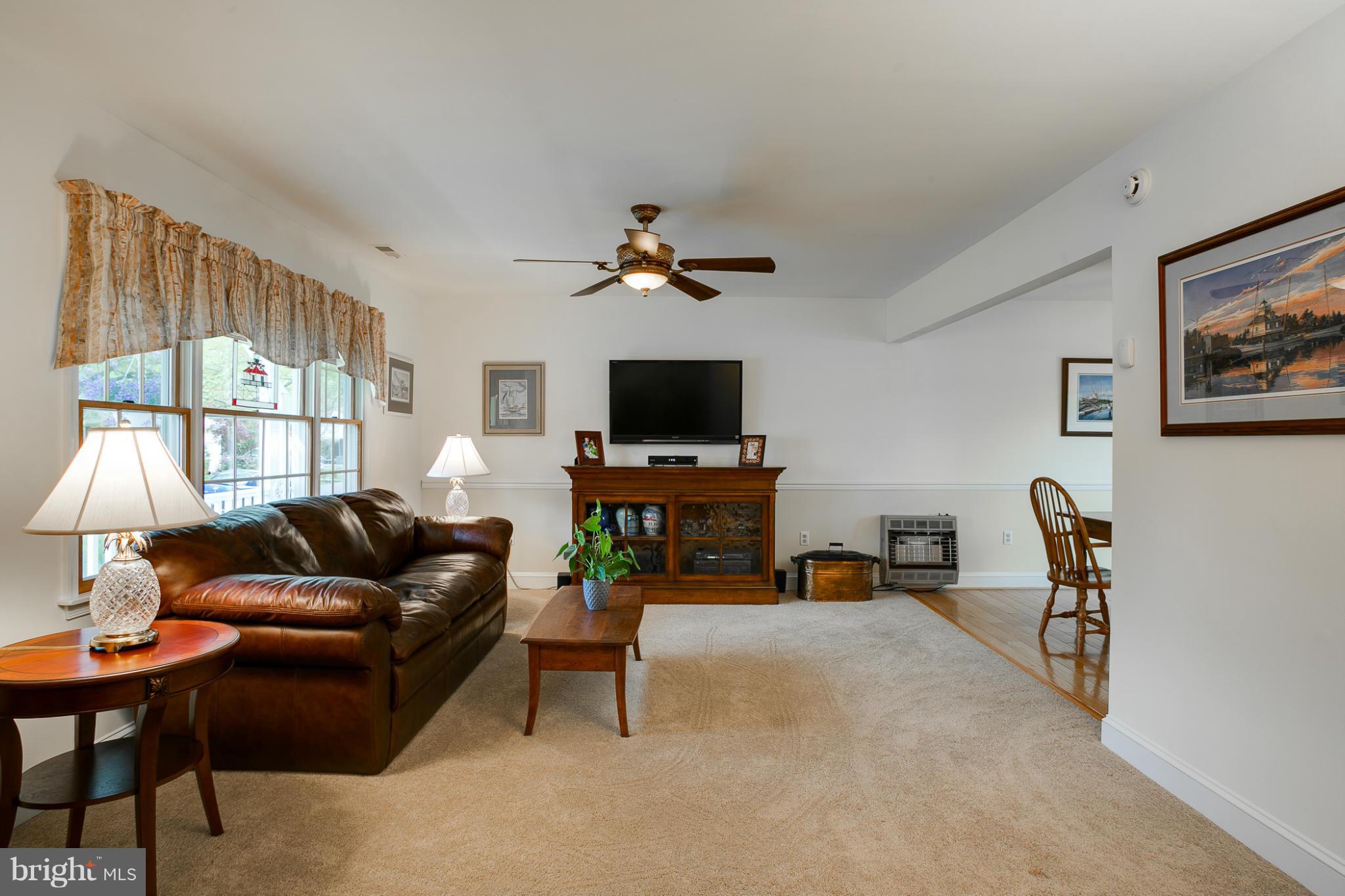 4933 Rullman Road Shady Side, MD 20764 - Photo 14 of 30 Living Room2