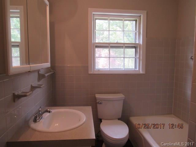614 Gillsbrook Road Lancaster, SC 29720 - Photo 5 of 17 Gallery Image 5