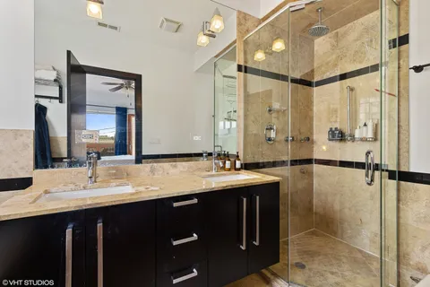 $3,750 | 1842 North Damen Avenue, Unit 2N, Chicago, IL 60647