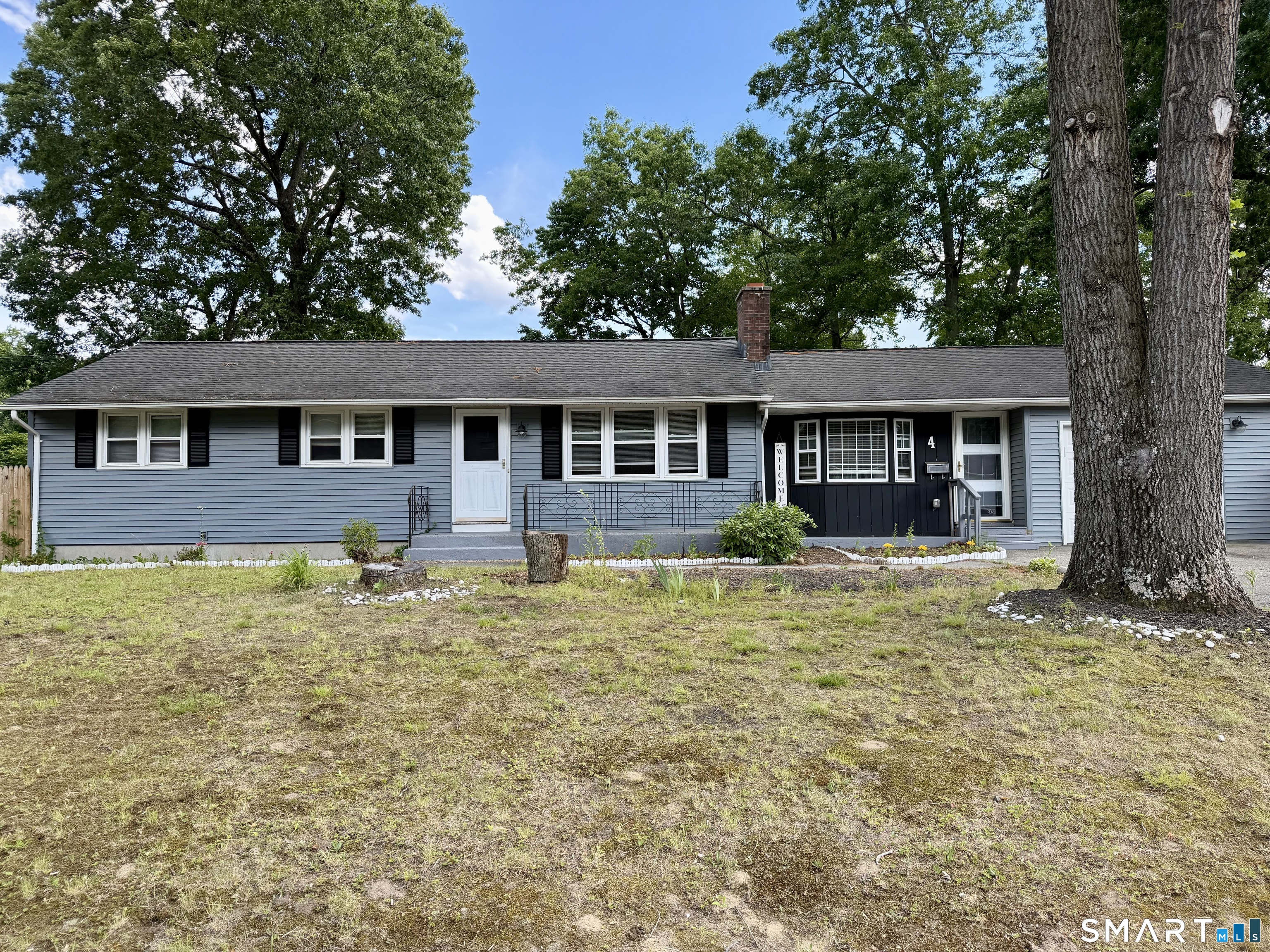 4 Betty Road Enfield, CT 06082 - Photo 3 of 30