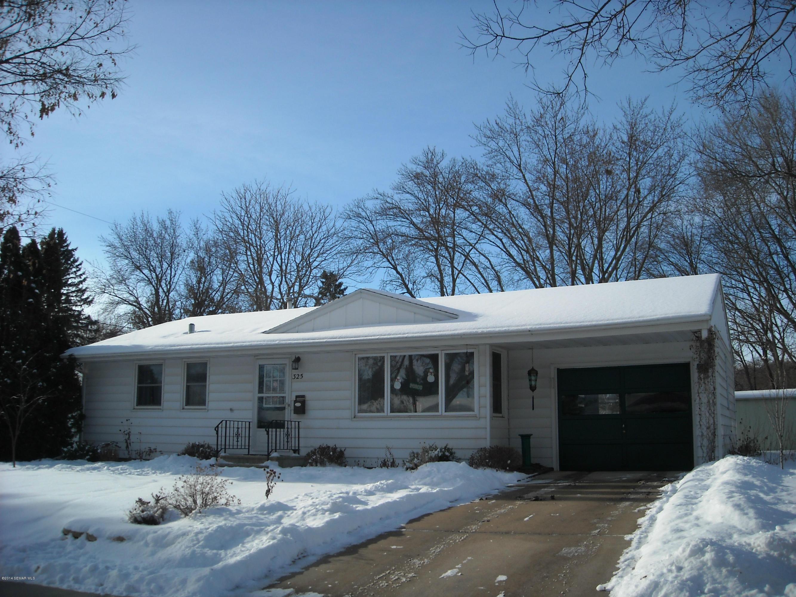 325 36th Avenue Northwest Rochester, MN 55901 - Photo 1 of 1
