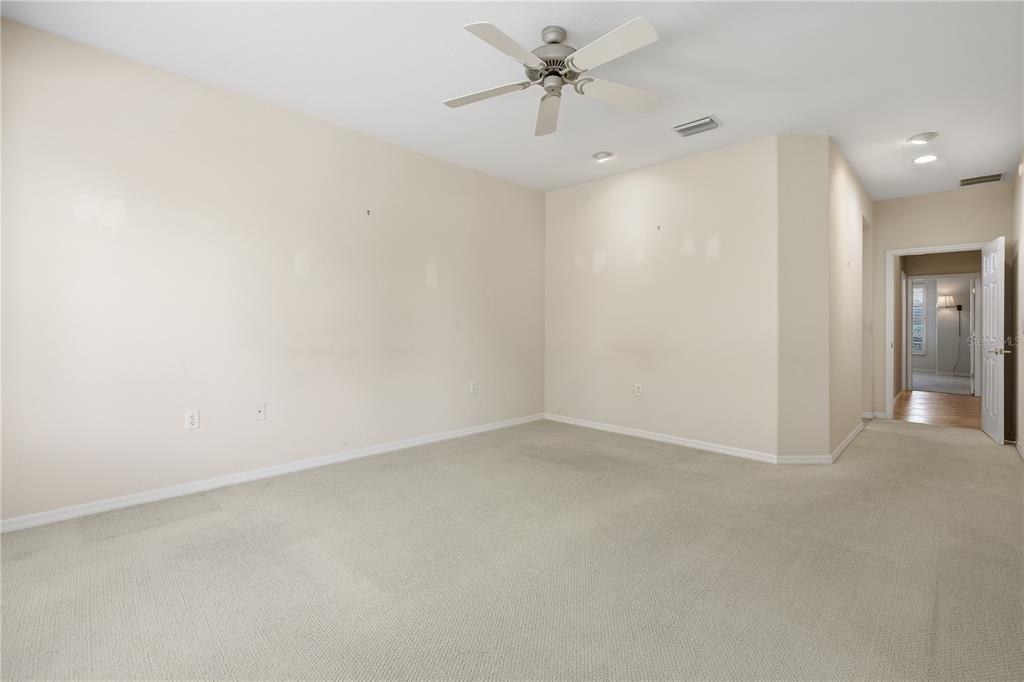 12975 Southeast 93rd Circle Summerfield, FL 34491 - Photo 14 of 34