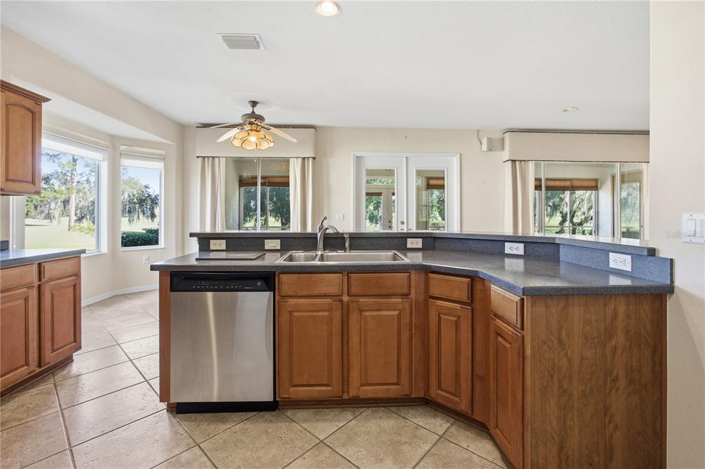 12975 Southeast 93rd Circle Summerfield, FL 34491 - Photo 4 of 34