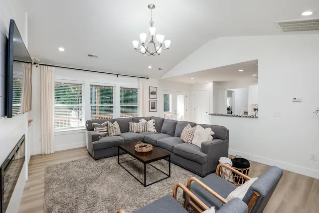 $449,900 | 202 Eastberrys Creek Road, Duncan, SC 29334