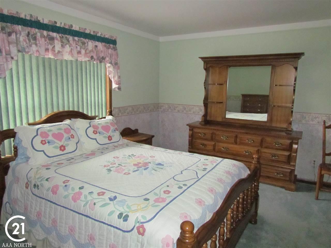 5486 Clarkston Road Clarkston, MI 48348 - Photo 13 of 31