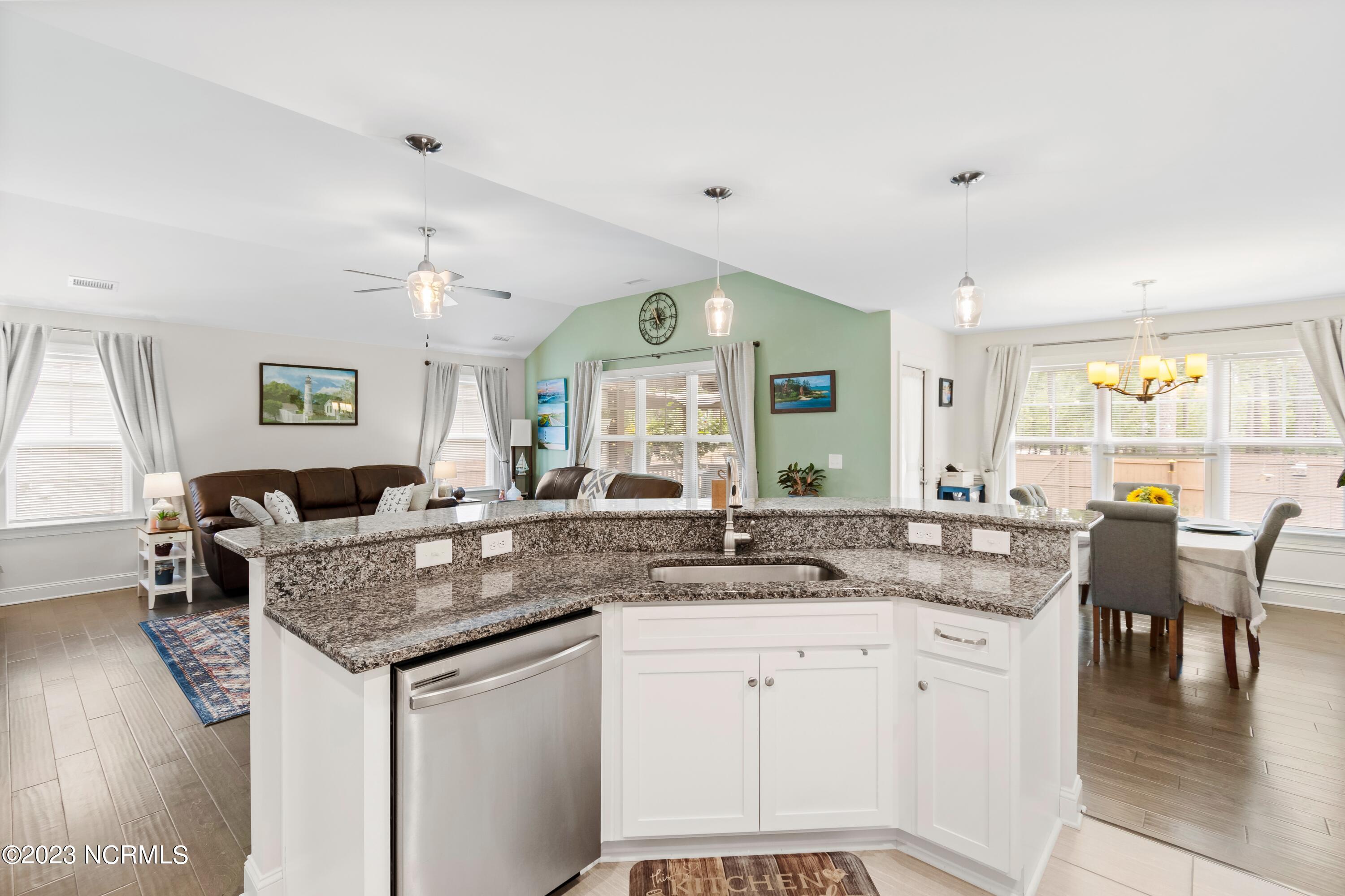 1152 Nicklaus Road Southport, NC 28461 - Photo 21 of 59 1152NicklausRd - 24