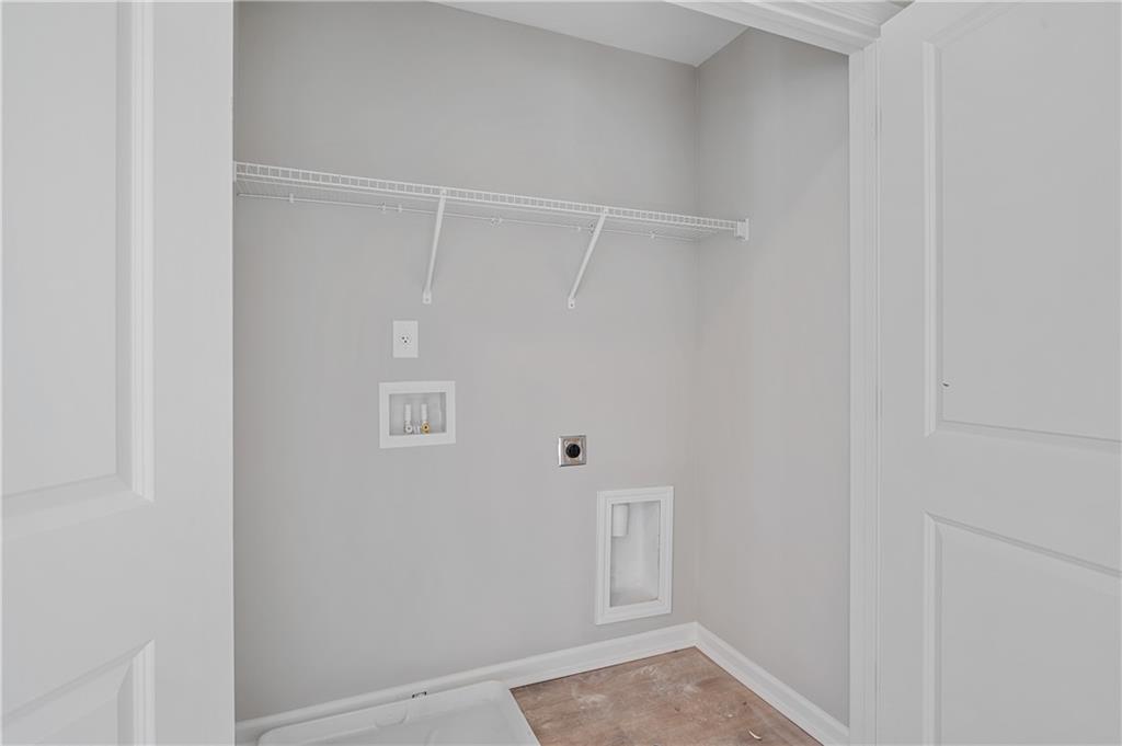2832 Laurel Ridge Circle Atlanta, GA 30344 - Photo 27 of 28 a view of an empty room