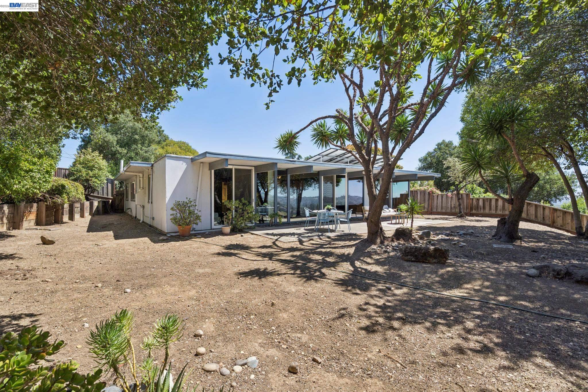 5314 Crown Court Castro Valley, CA 94552 - Photo 38 of 62