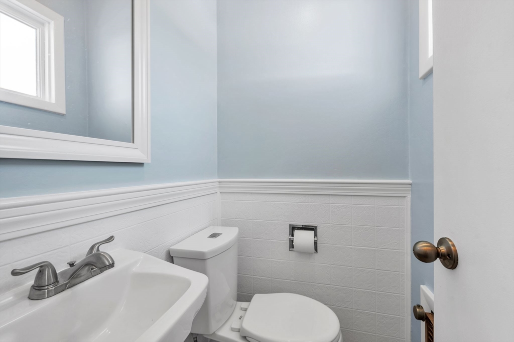 68 Somerset Street Springfield, MA 01108 - Photo 24 of 29 Gallery Image 24