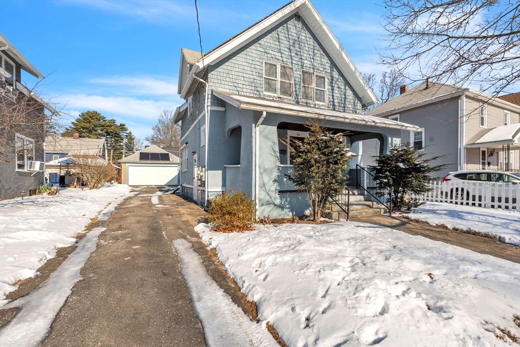 68 Somerset Street Springfield, MA 01108 - Photo 3 of 29 Gallery Image 3