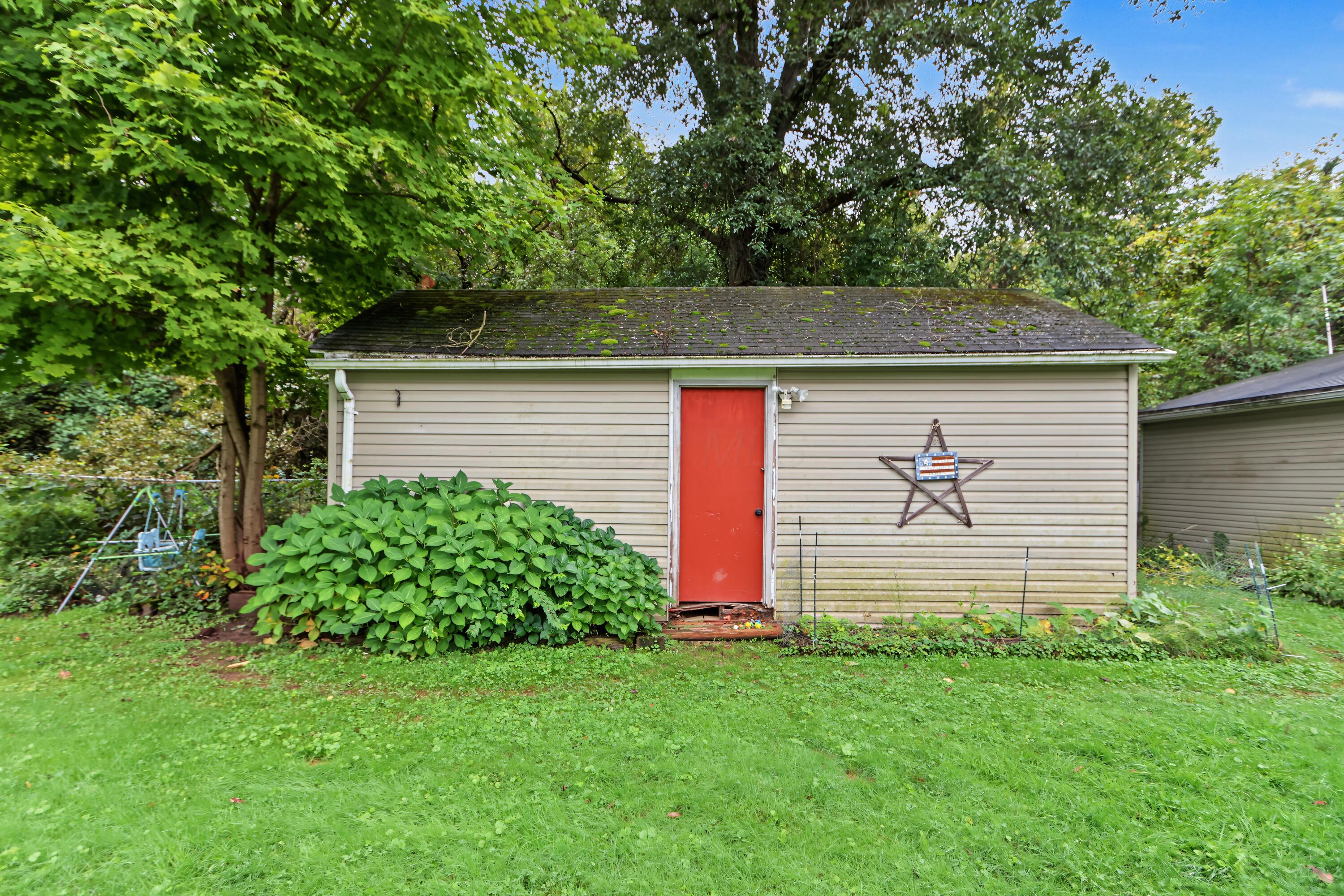337 Pomerene Road Mansfield, OH 44906 - Photo 27 of 30 2A5A9807