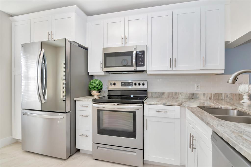 5100 Burchette Road, Unit 801 Tampa, FL 33647 - Photo 3 of 24