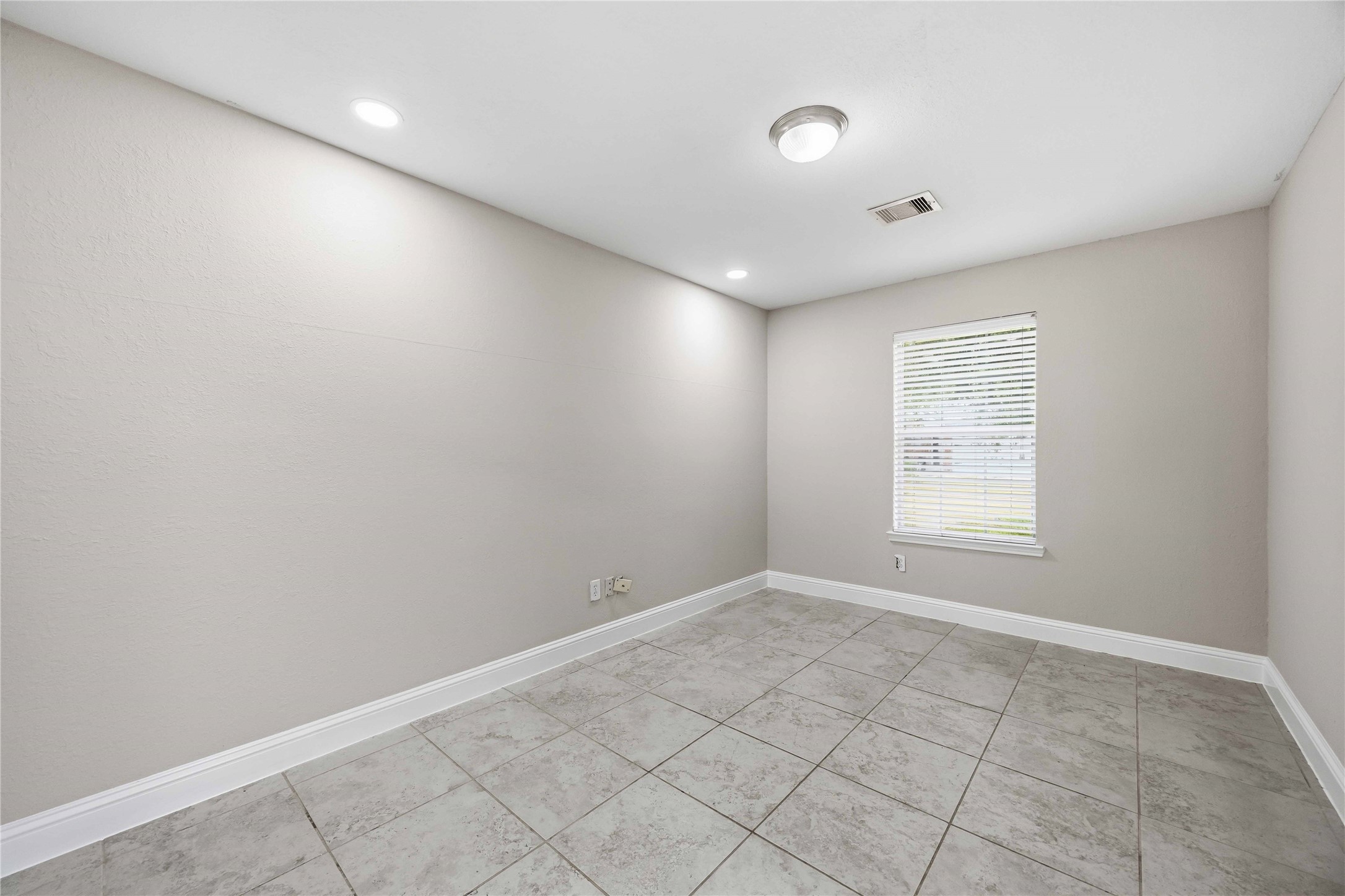 20402 Clydesdale Ridge Drive Humble, TX 77338 - Photo 5 of 29