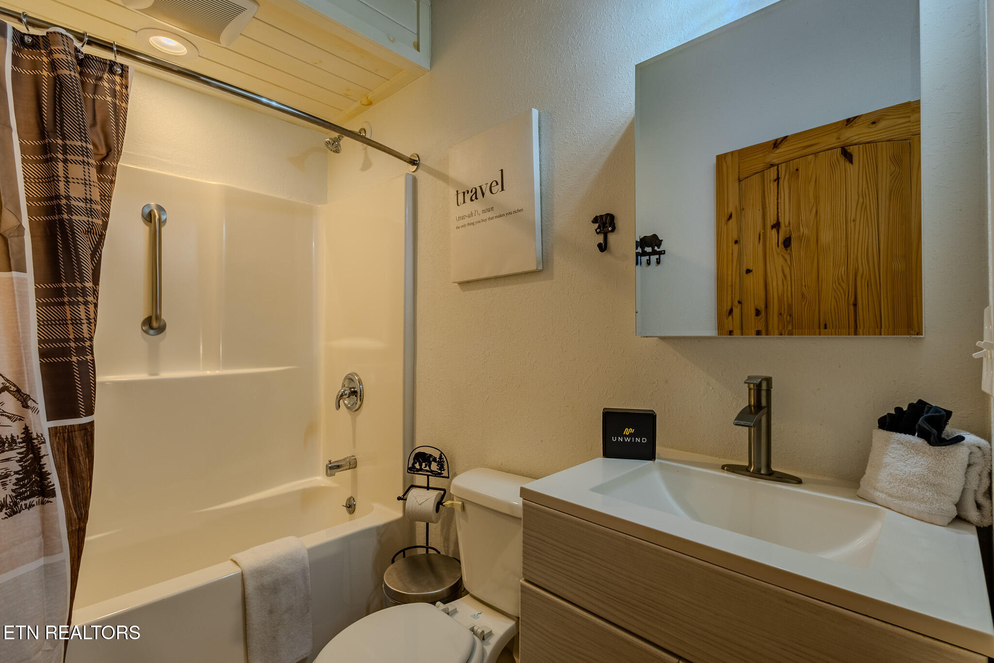 2845 Grassy Branch Road Sevierville, TN 37876 - Photo 52 of 60 1N9A0251-HDR
