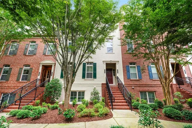 $400,000 | 869 Perennial Drive, Unit 107, Atlanta, GA 30328