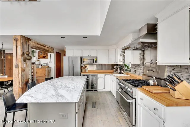 $875,000 | 126 Storks Nest Road, Round Top, NY 12473