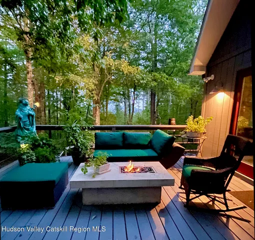 $875,000 | 126 Storks Nest Road, Round Top, NY 12473