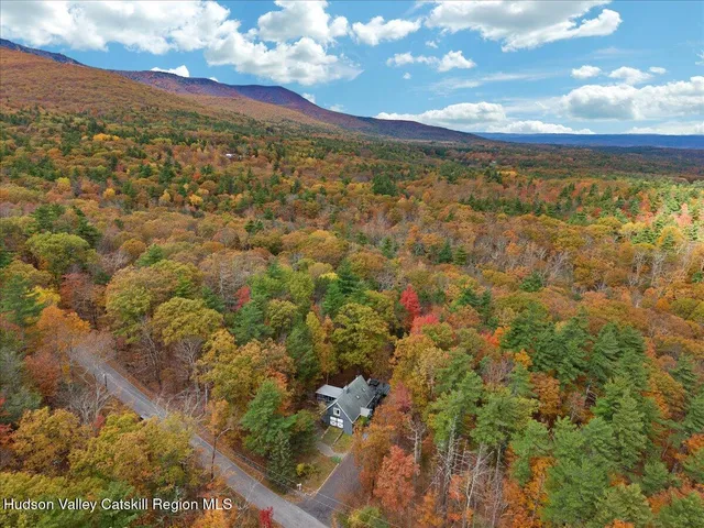 $875,000 | 126 Storks Nest Road, Round Top, NY 12473