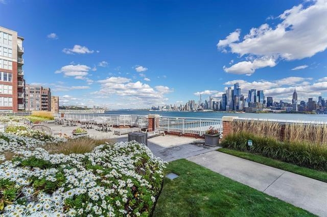 1125 Maxwell Lane, Unit 1207 Hoboken, NJ 07030 - Photo 30 of 32