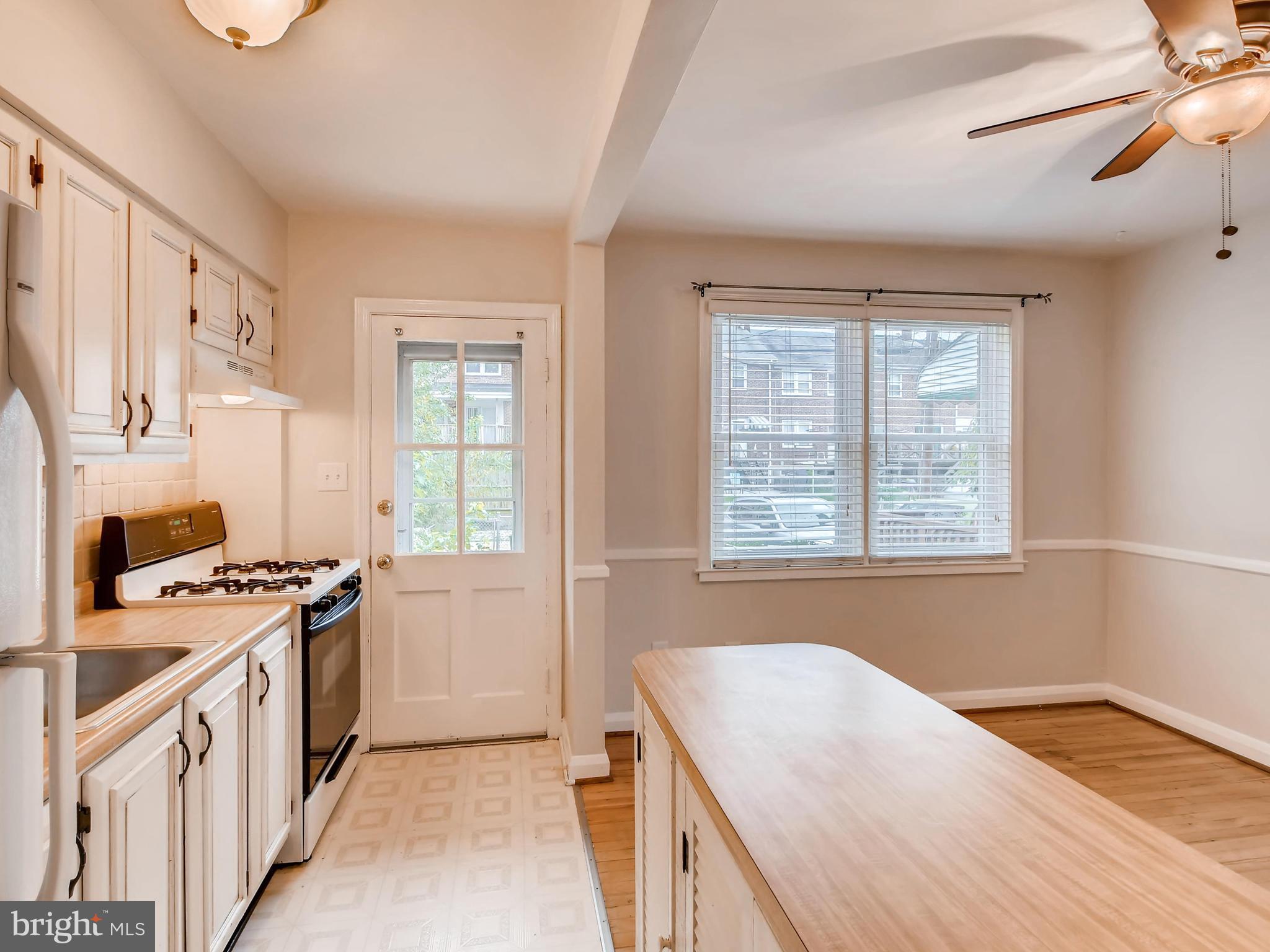 8315 Hillendale Road Baltimore, MD 21234 - Photo 14 of 28 Lots of natural light