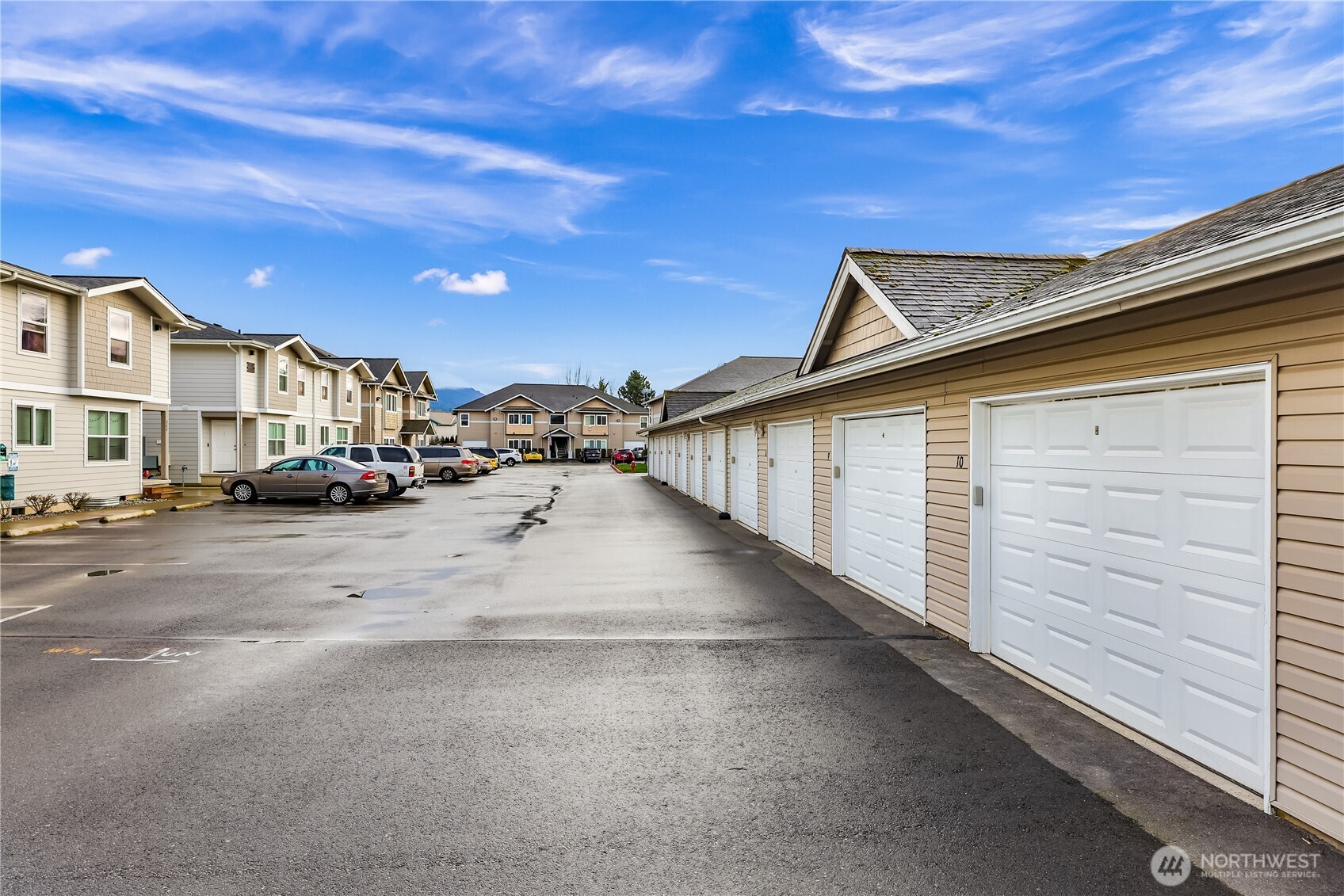 1305 Boon Street, Unit 213 Sumas, WA 98295 - Photo 27 of 30