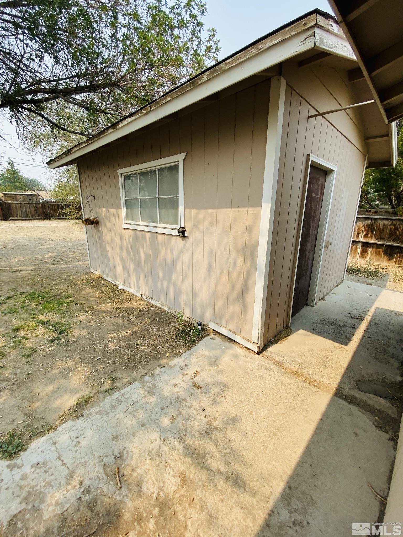 350 Curry Drive Fernley, NV 89408 - Photo 14 of 35 Photo 14