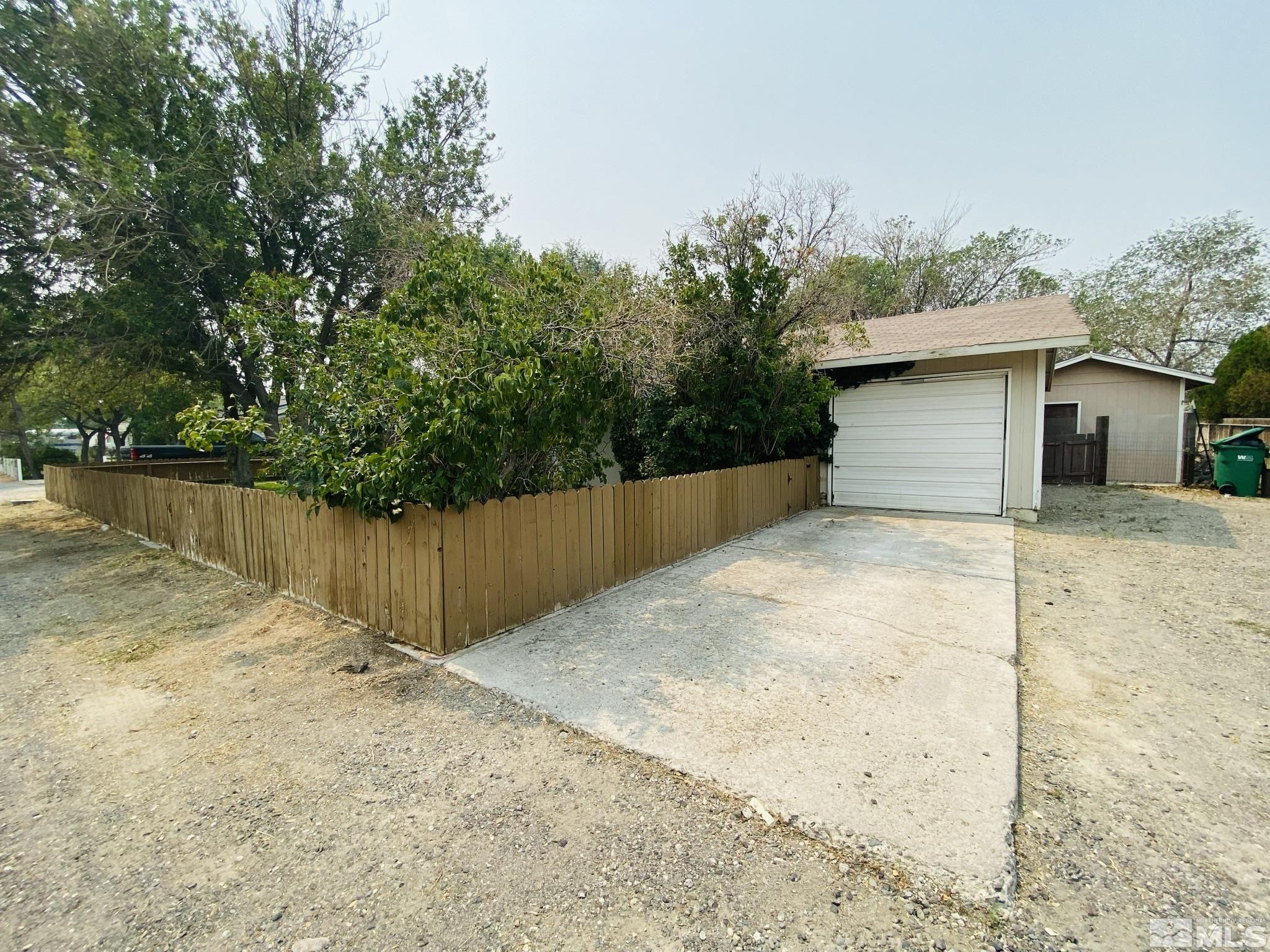 350 Curry Drive Fernley, NV 89408 - Photo 33 of 35 Photo 33